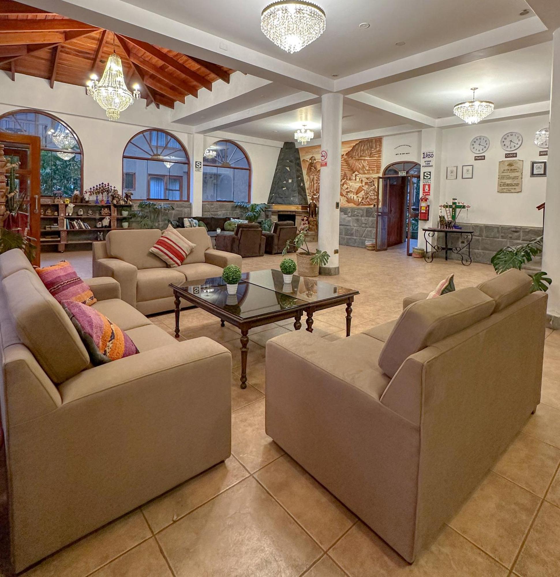 Hotel Mabey Urubamba Extérieur photo