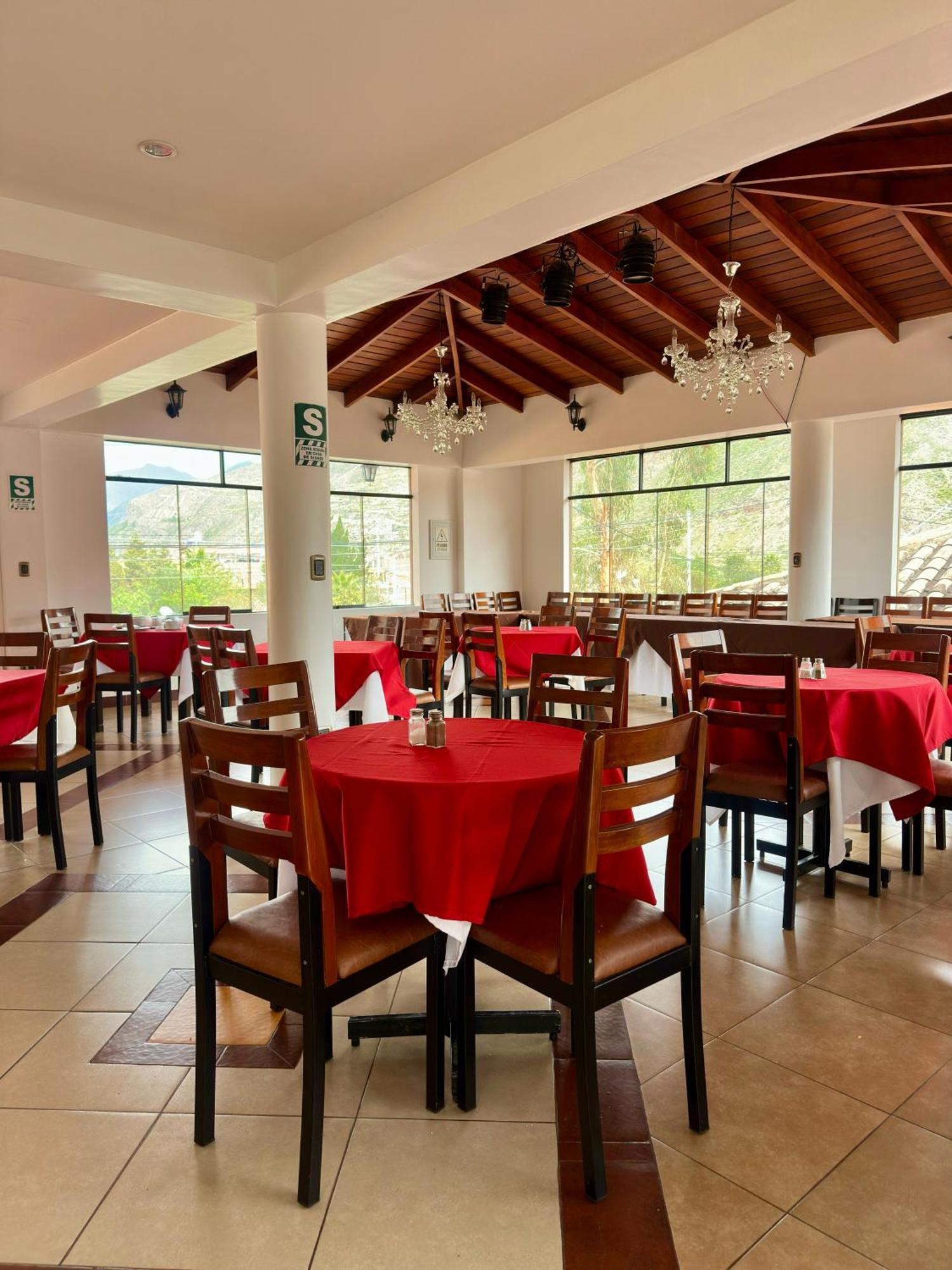 Hotel Mabey Urubamba Extérieur photo