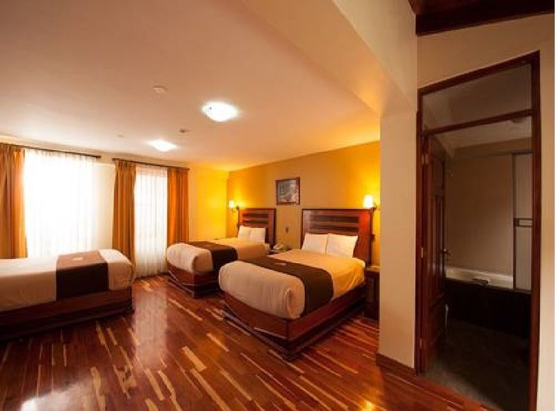 Hotel Mabey Urubamba Extérieur photo